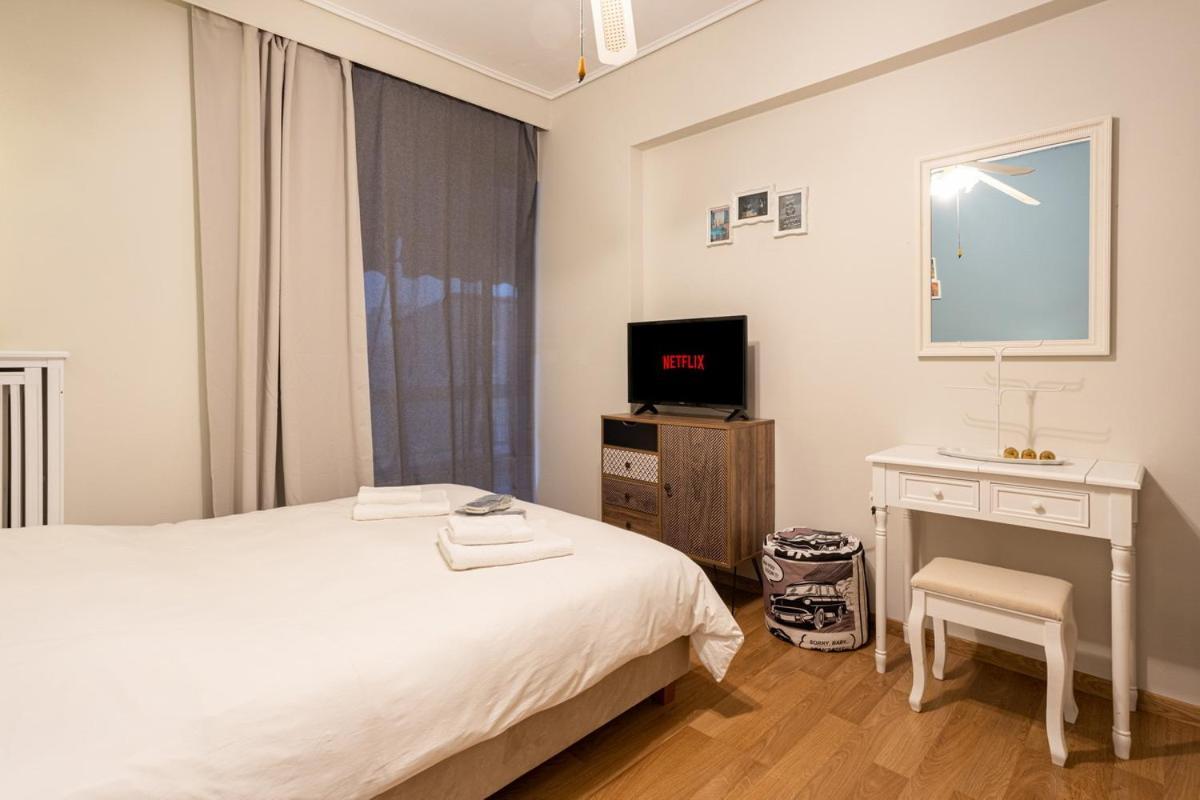 Glyfada Golf Fourth Floor Apartment Atenas Exterior foto