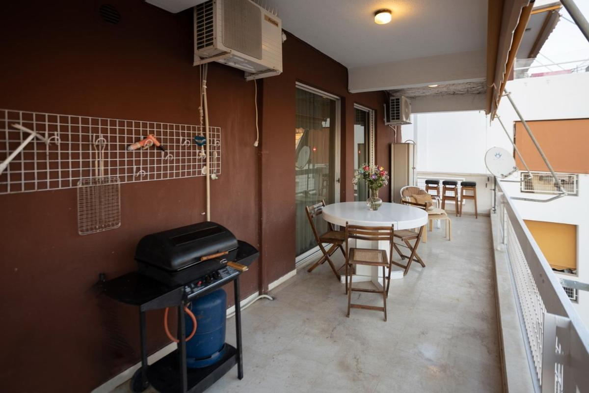 Glyfada Golf Fourth Floor Apartment Atenas Exterior foto